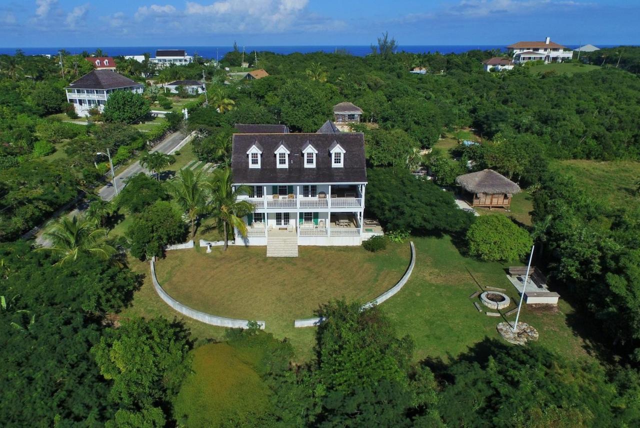 Buccaneer Hill Home Governors Harbour Exterior foto